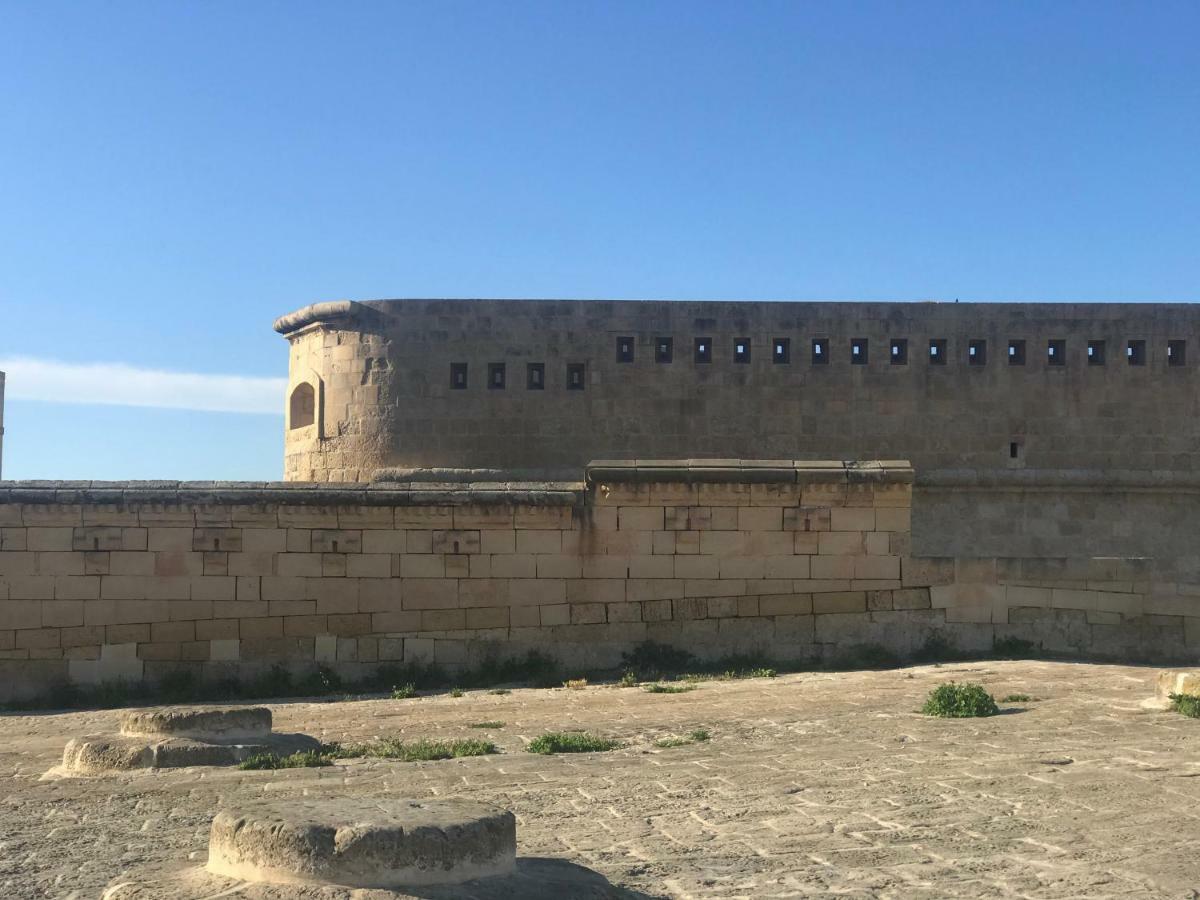 St. Elmo Apartments Valletta Exterior photo